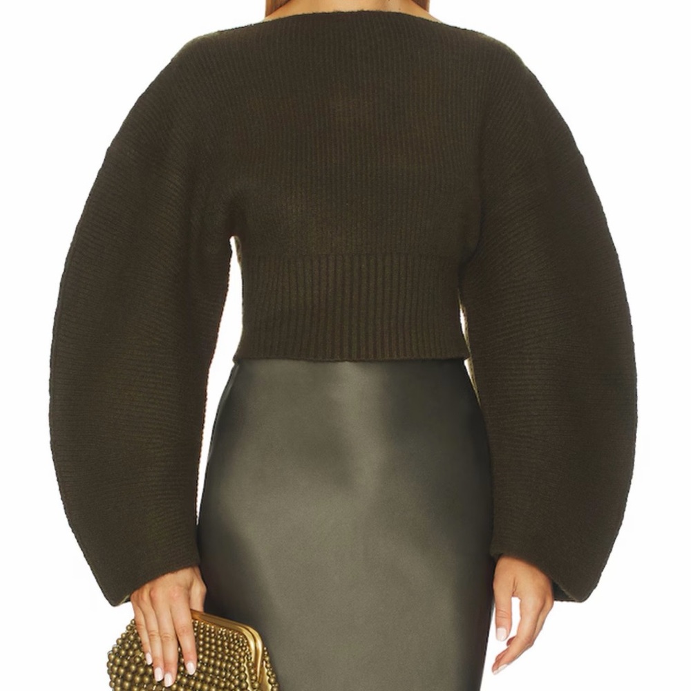 Cult Gaia Ella cropped balloon sweater in deep rosemary!